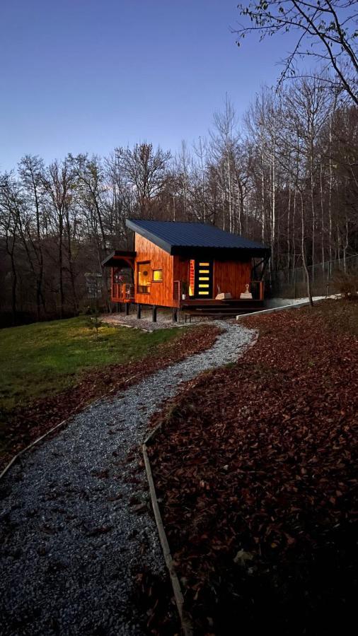 Moodysun Studio, Remote Tiny Home コマルニク エクステリア 写真